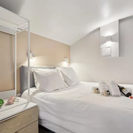 Lavie Maison Face Palais Royal Appartamento *